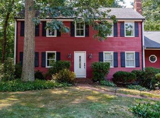 1 Metacomet St, Wrentham, MA 02093
