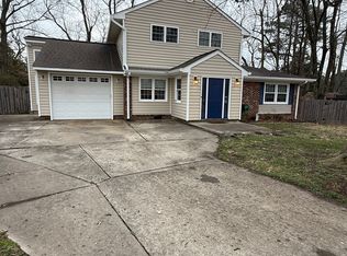 3720 Cardinal Ln, Portsmouth, VA 23703