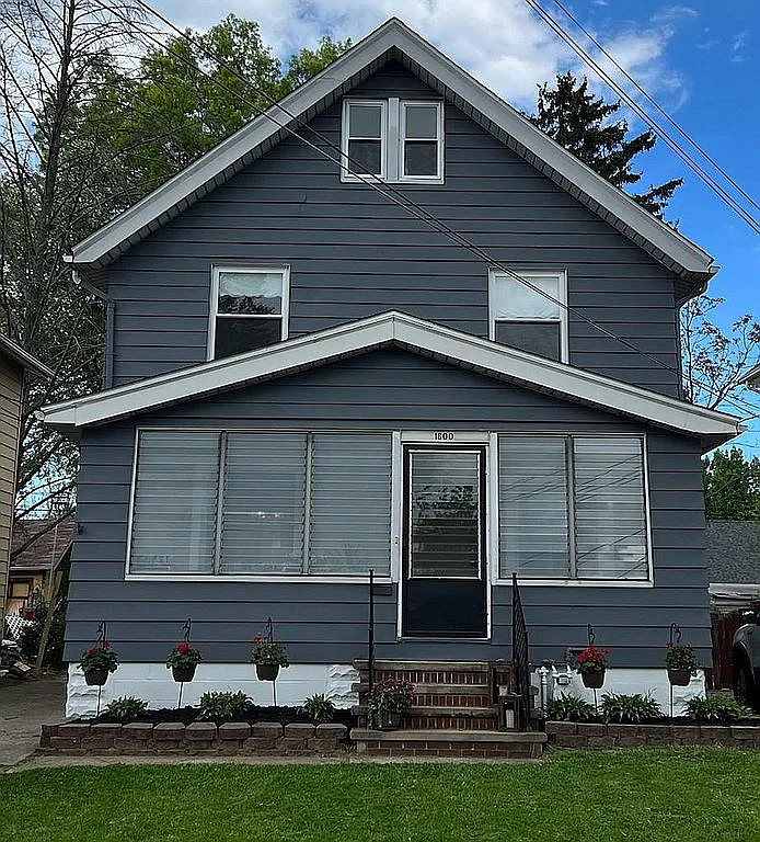 1600 Treadway Ave photo 1