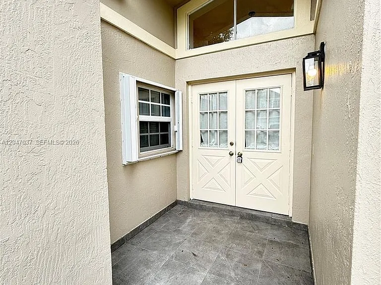 10113 SW 223rd Ter — Photo 6