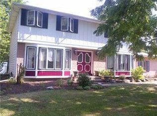 512 Baseline Rd, Grand Island, NY 14072