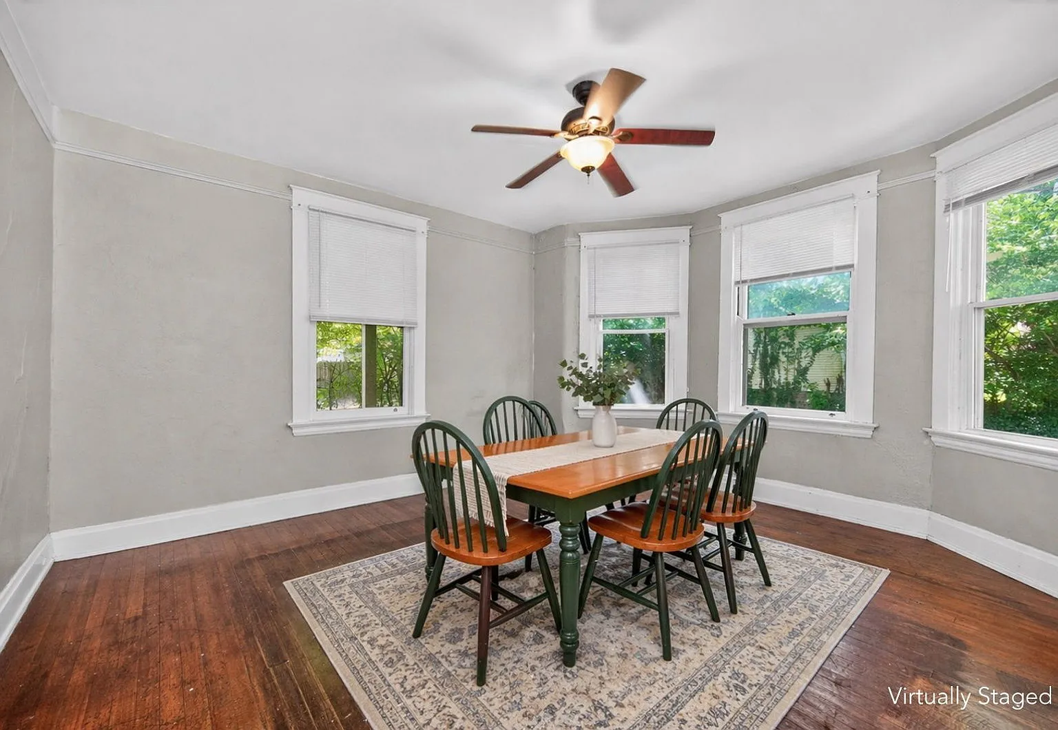4 bed, 1.0 bath, 1596 sqft, $1,980 — Photo 3