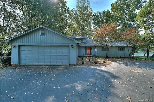 1st image of 7931 Vista View Dr