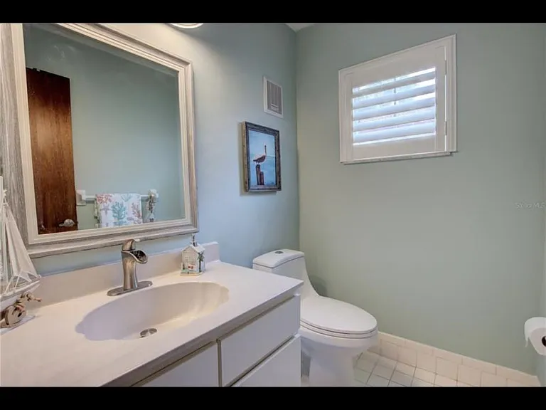 Downstairs half bathroom