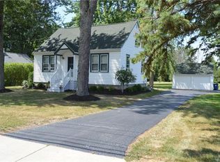 1330 Dodge Rd, Getzville, NY 14068