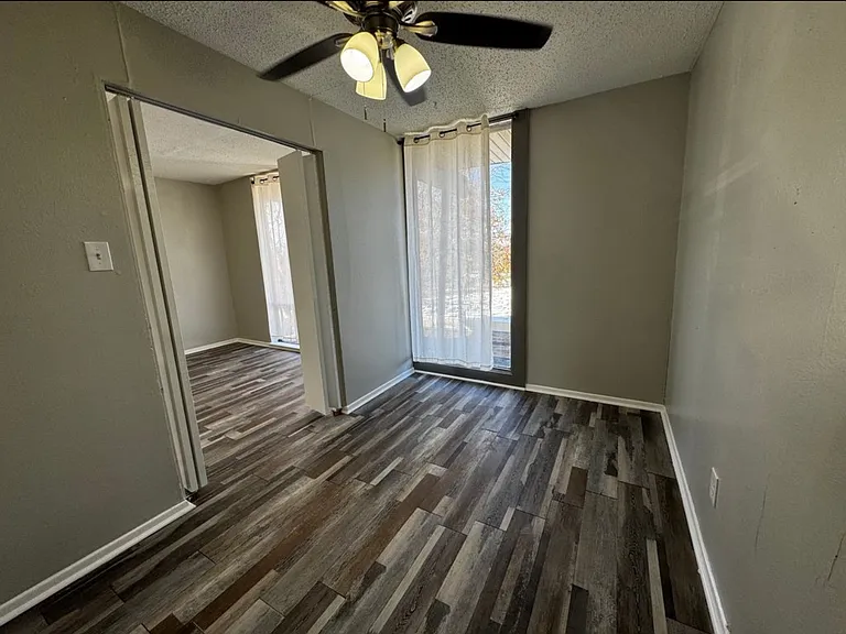 6329 Walraven Cir #6329 — Photo 18