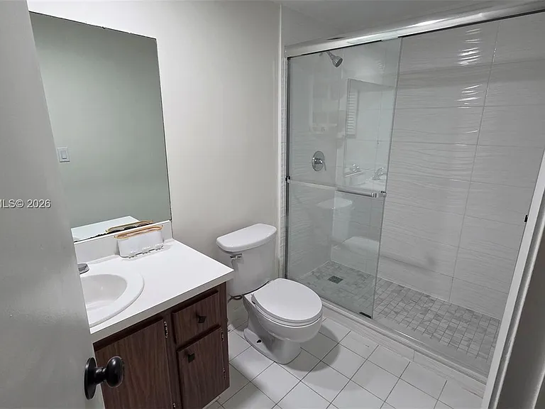 180 Cypress Way E #E230 — Photo 26