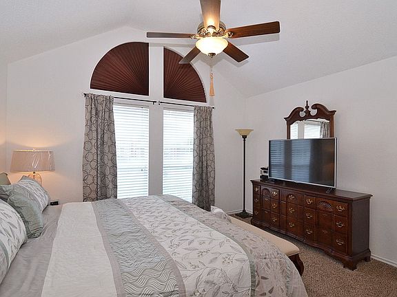 4th image of 1123 Wild Cherry Dr