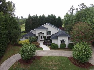 327 Players Ridge Rd, Hickory, NC 28601