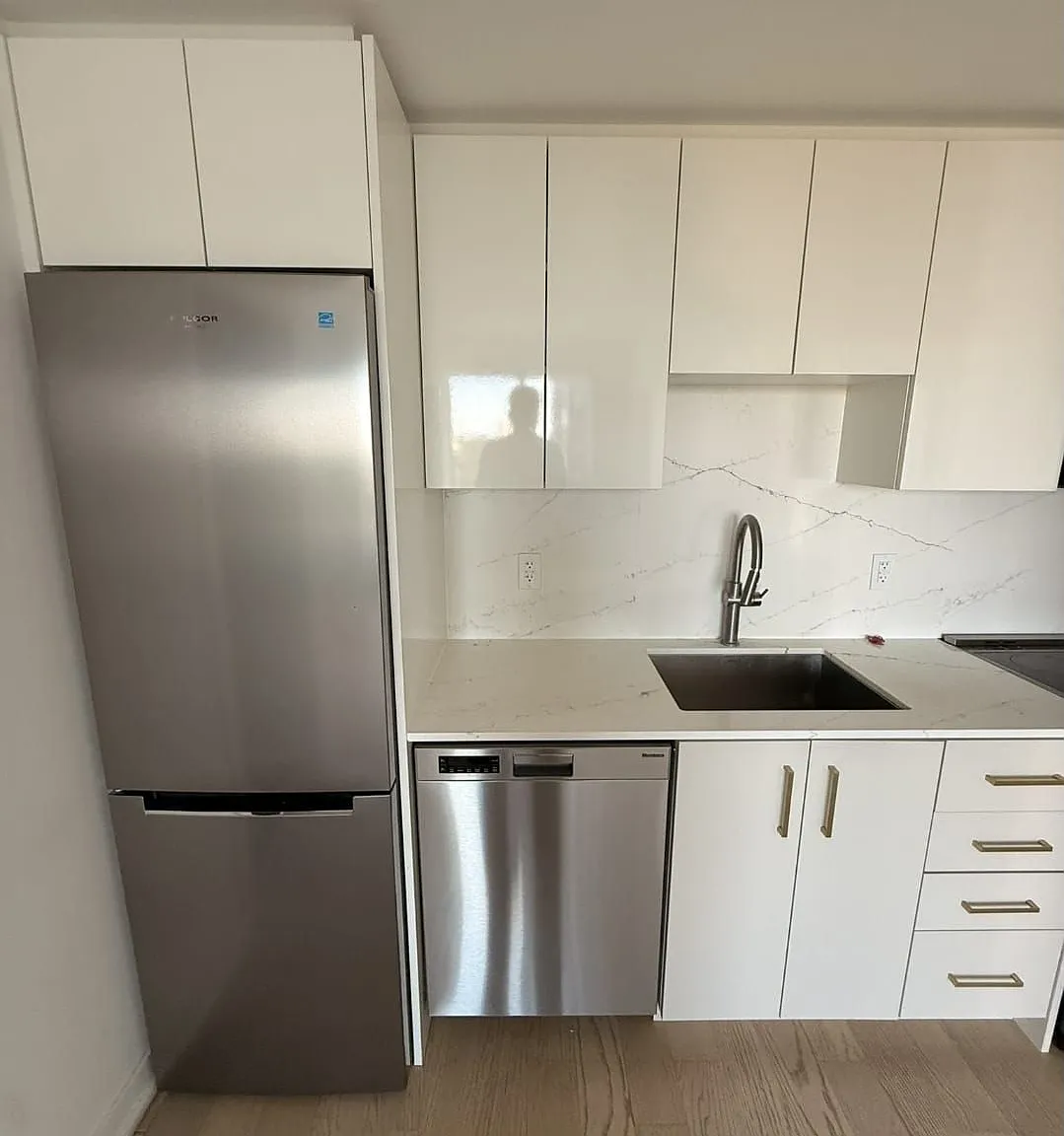 2 bed, $2,400 — Photo 4