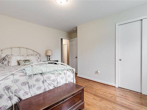 4th image of 6198 Westhaven Dr