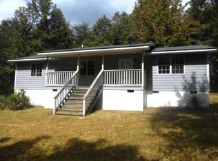 2018 Country Rd, Beaverdam, VA 23015