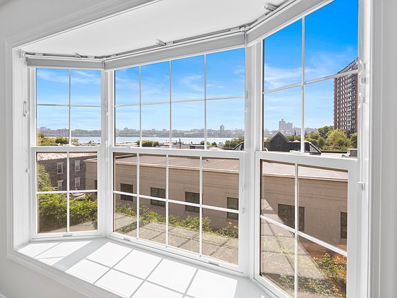 2nd image of 119 Panorama Dr Unit 119
