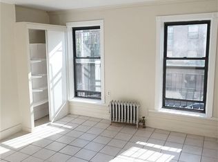 394 Lorimer St, Brooklyn, NY 11206