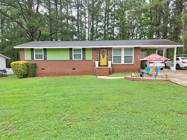 112 Sir Lancelot Ave, Lagrange, GA 30241