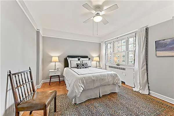 Sold by Exclusive Properties Sotheby's International Realty | media 40