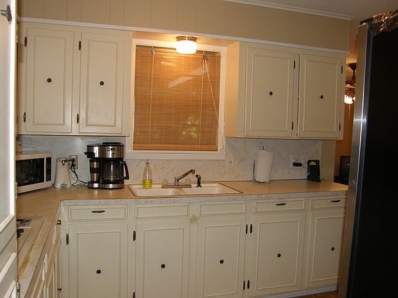 5th image of 1515 Salter St