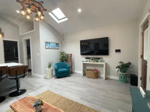 190 Beach 109th Street image 4 of 19