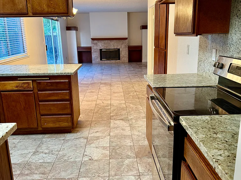 2935 Glen Craig Ct — Photo 3