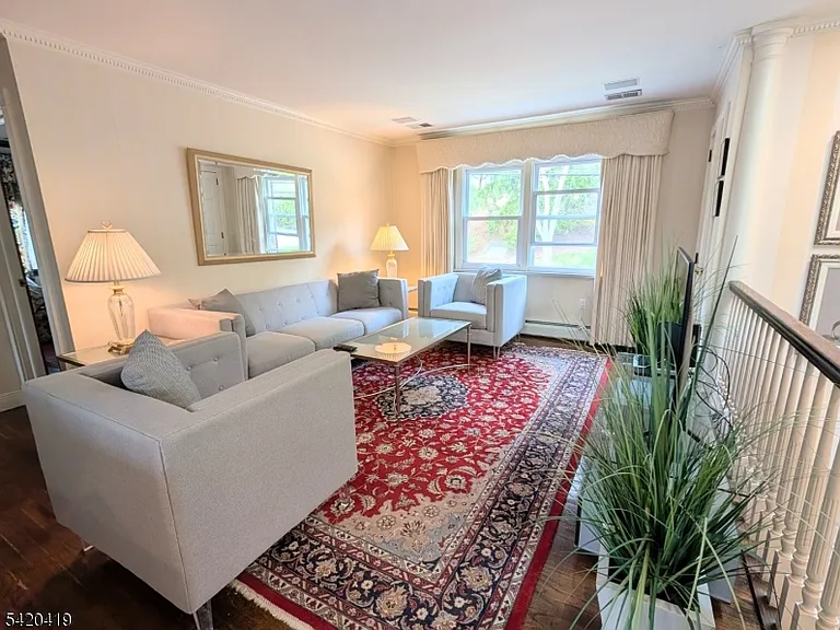 48 Mount Kemble Ave #B — Photo 1