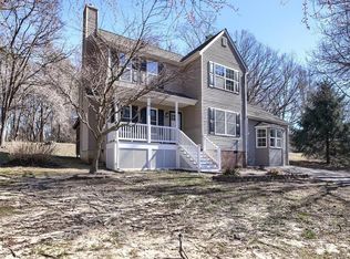 5475 Crany Creek Dr, Gloucester, VA 23061