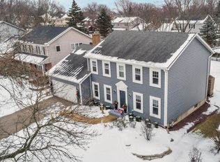 1348 Deep Run Rd, Naperville, IL 60540