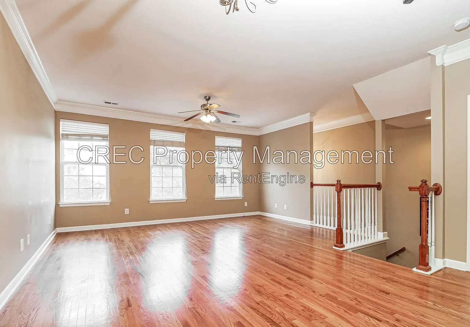 3 bed, 3.5 bath, 2550 sqft, $3,600 — Photo 2