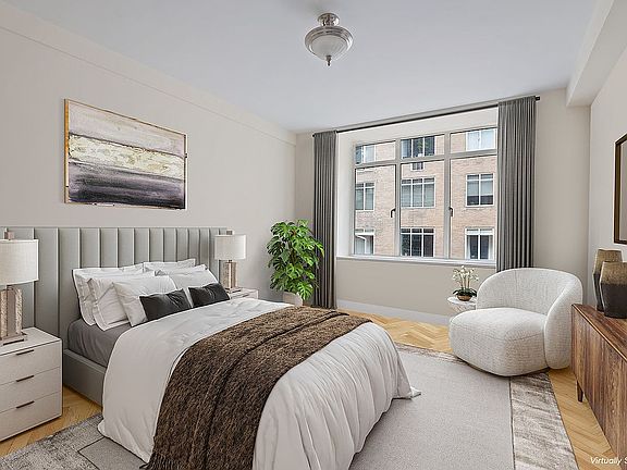 4th image of 24 W 55th St APT 9F