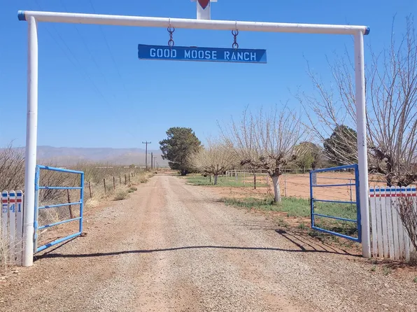 541 Riata Rd, Tularosa, NM 88352