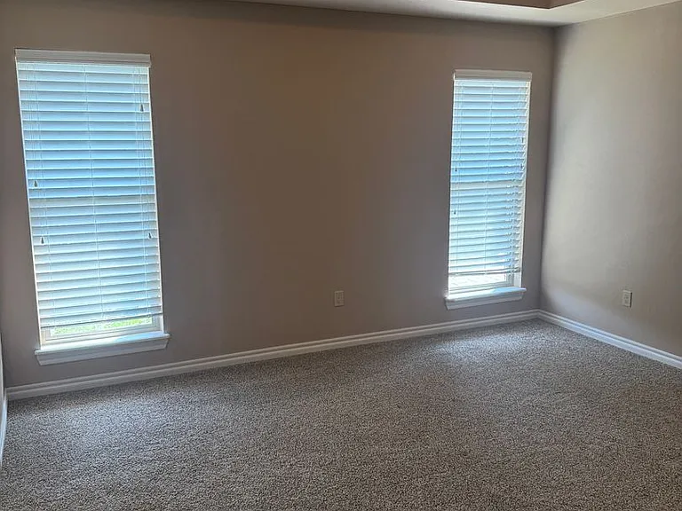 10924 SW 30th Ter — Photo 15