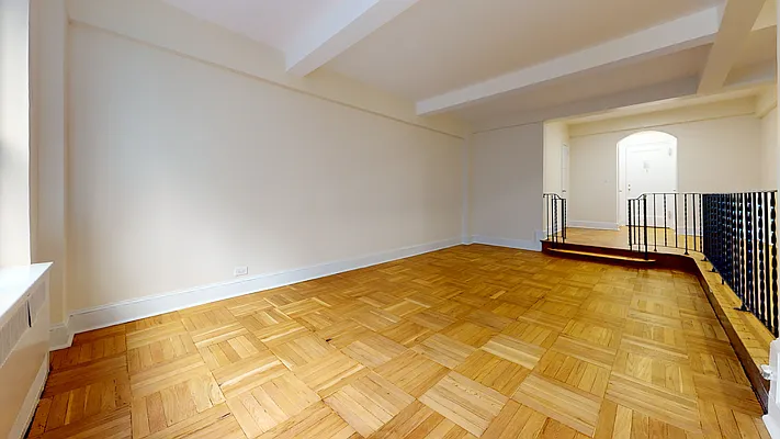 Rented by Bond New York | media 6