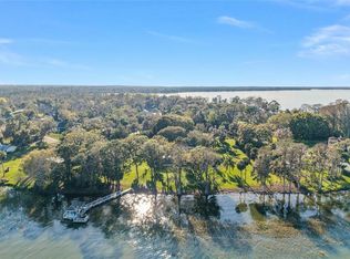 16011 Acorn Cir, Tavares, FL 32778