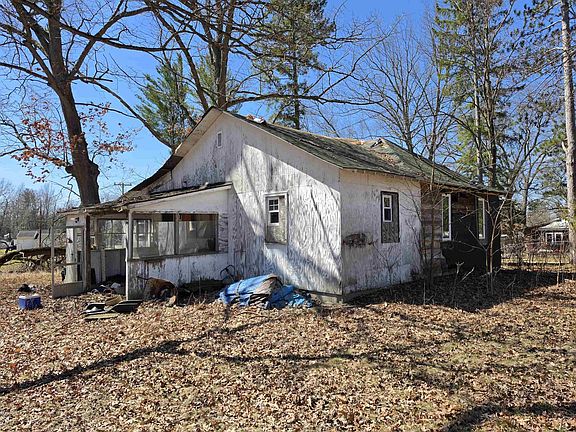 3rd image of 466 West St