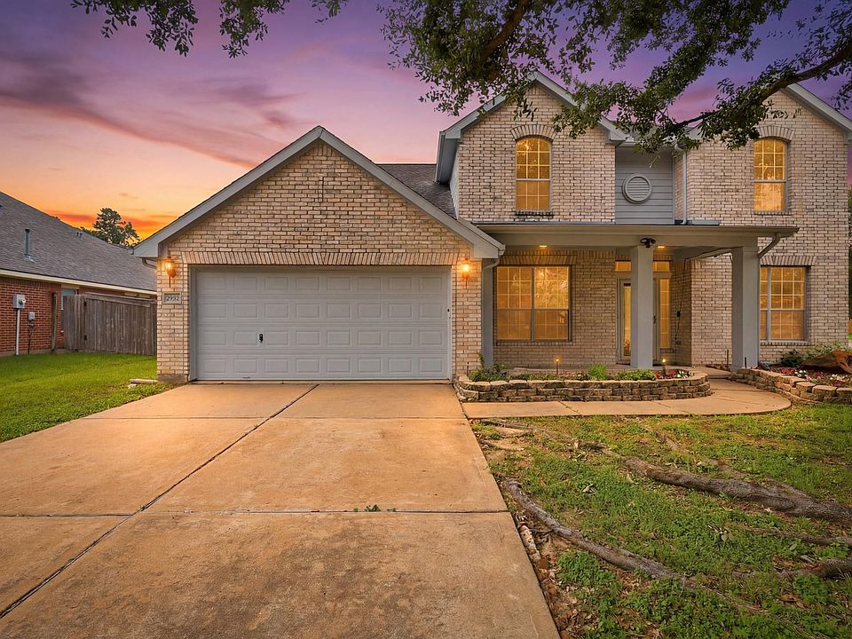 1st image of 15902 Emerald Briar Ln
