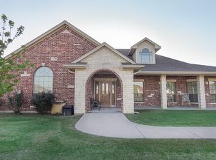 471 Davenport Dr, Waxahachie, TX 75167