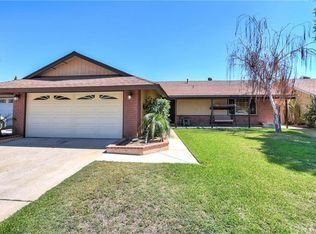 913 W Del Rancho Ct, Ontario, CA 91762