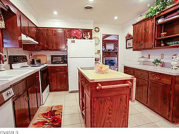 5th image of 10901 Trailwood Dr