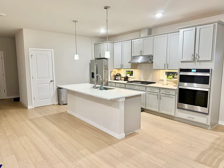8409 52nd St NE — Photo 7
