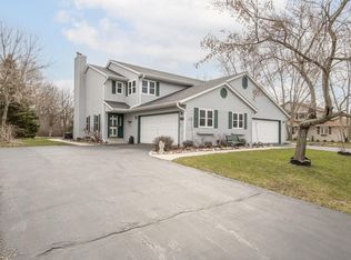 W196N11408 Shadow Wood Dr #1, Germantown, WI 53022