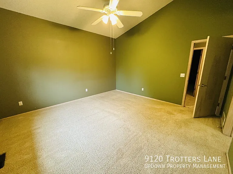 9120 Trotters Ln — Photo 17