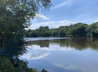 13 E Shore Rd, Holbrook, MA 02343