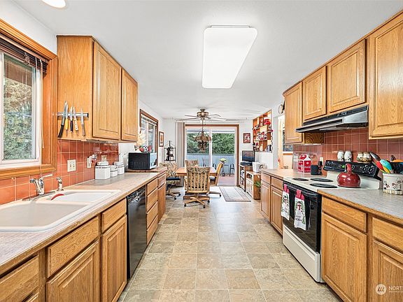 4th image of 8650 NE 132nd Street
