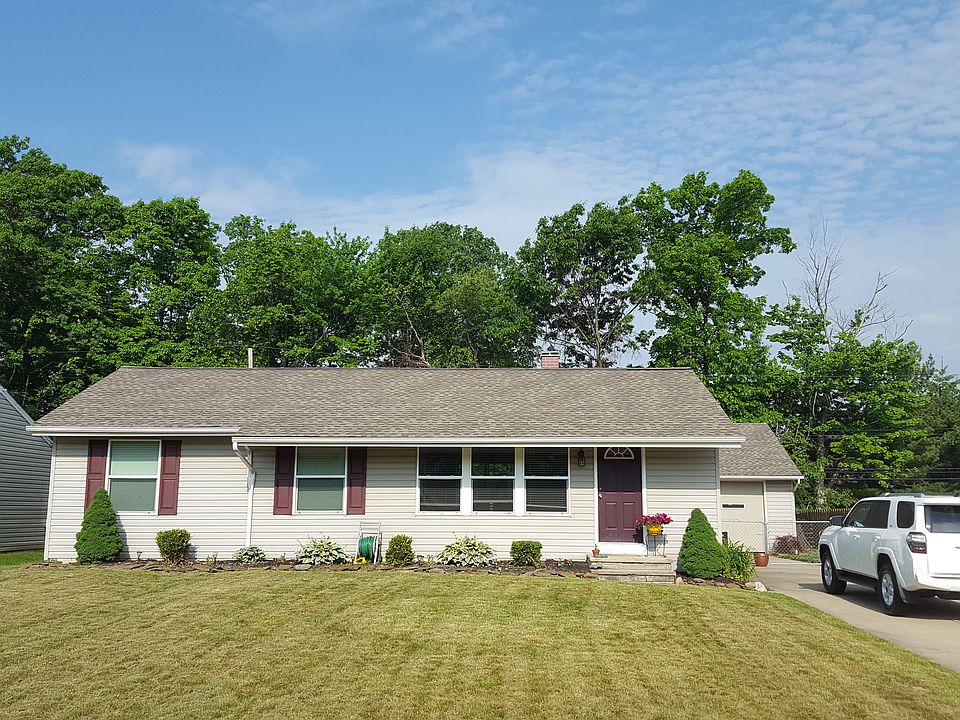 1st image of 17868 Ash Dr