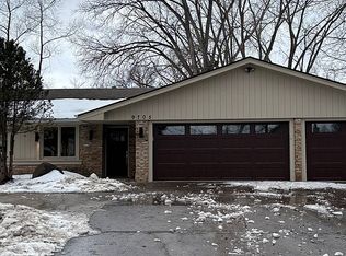 9705 Saint Johns Rd, Minnetonka, MN 55305