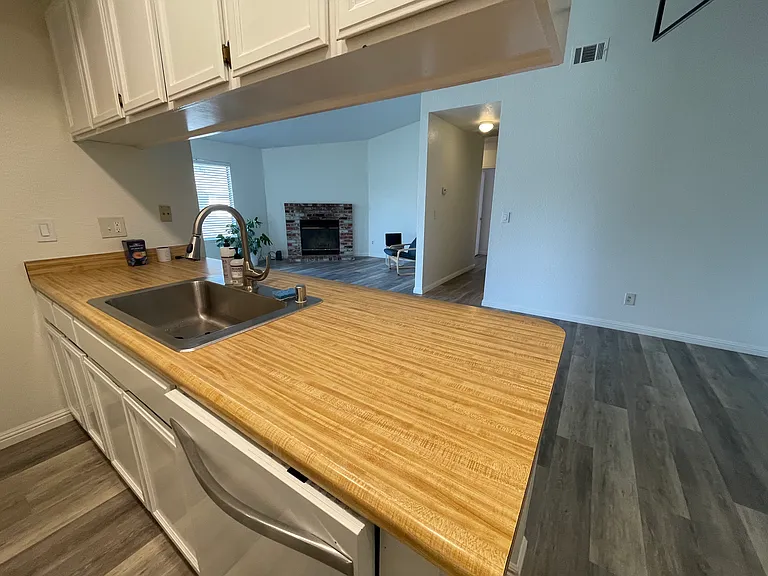 360 Spinnaker Way #1 — Photo 5