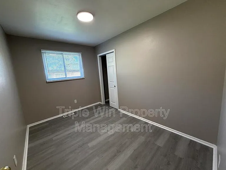 1710 Kay Dr — Photo 10