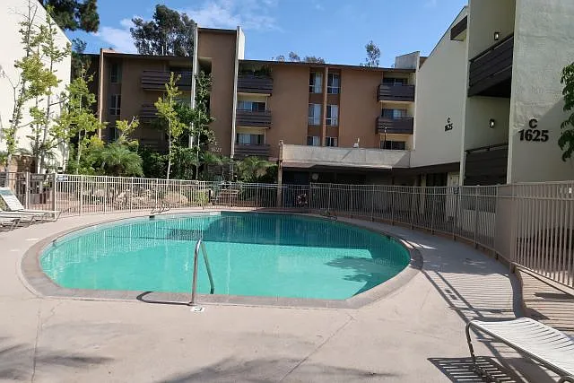 1605 Hotel Cir S — Photo 8