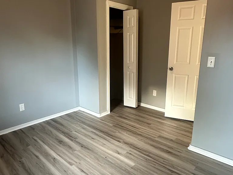 207 Church St — Photo 12