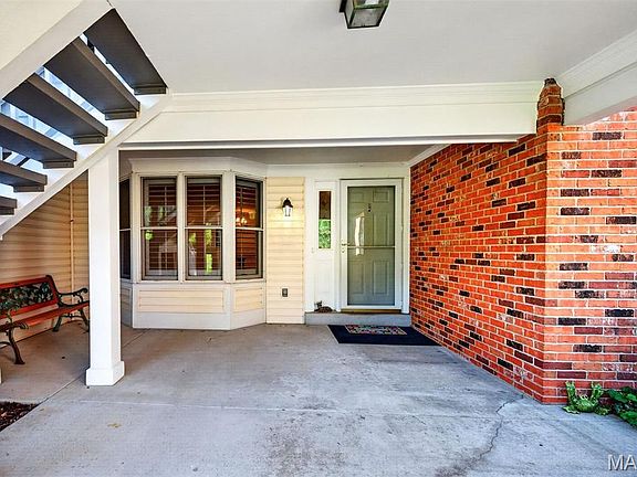5th image of 7316 Whitehall Colonial Ln