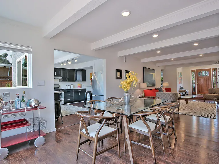 546 Hamilton Ave — Photo 9
